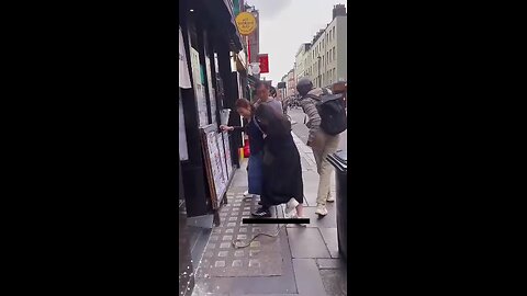 Funny Snake Prank on Strangers – Hilarious Reactions! 🐍😂