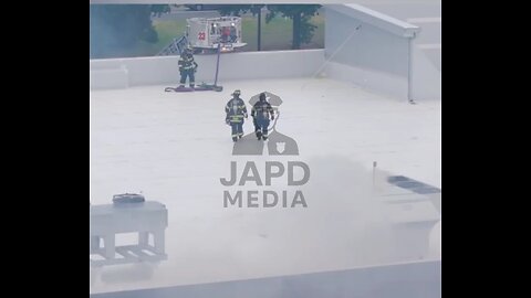 2-Alarm Rooftop Fire at ALDI’s in Brick NJ as Refrigeration Unit Bursts into Flames #japd #nj #aldi