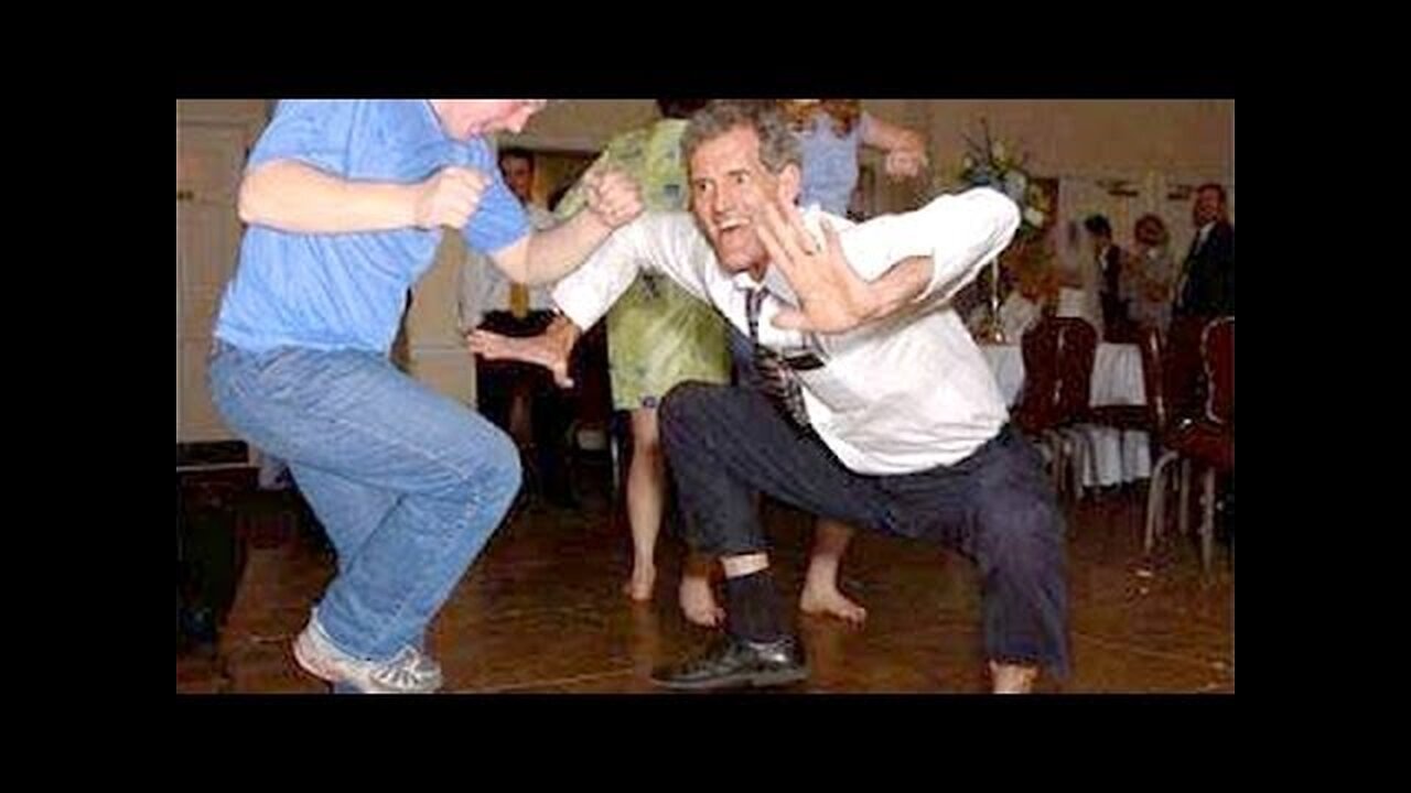 Funny and awkward dancing - Dance fail compilation