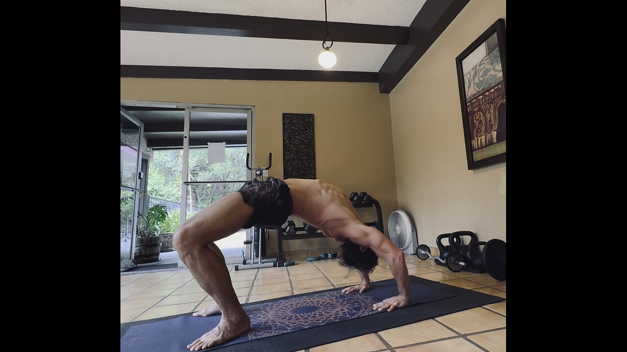 Naked bending 🤭🤔