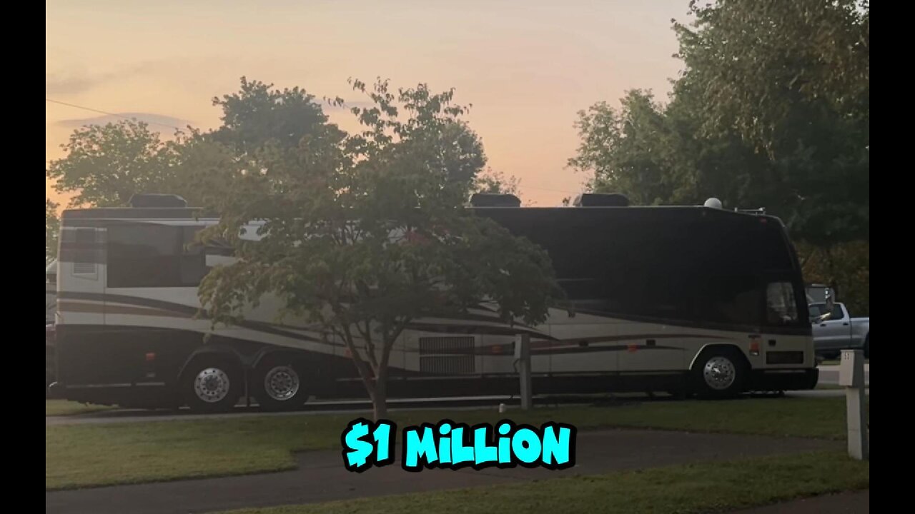 Sarasota Tim envious over neighbors motorhome