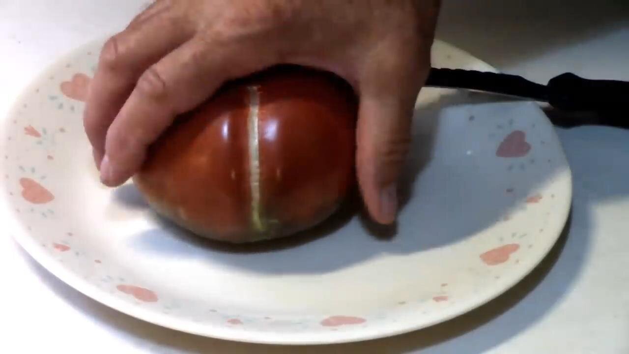 Gardening Quick Tip #13 - Pick Almost Ripe Tomatoes Before a Rain Storm