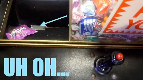 THIS NEVER HAPPENS AT THE CLAW MACHINE...