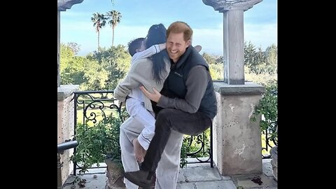 Meghan's Cringe Mother's Day Post, Thomas Markle's Struggles & Harry's Breakdown
