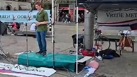 Roebelhoer Max ijlt over de nazi's in Oekraïne!