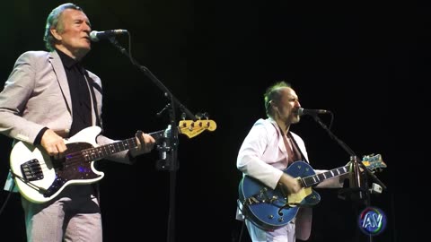 ⚡[1st Track] Down Under⚡