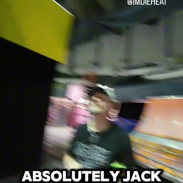 A TRUE LEADER DOESNT SEPERATE PEOPLE