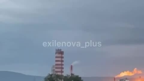 🦅💥 Drones strike on "Nevinnomysskiy Azot" chemical plant in Stavropol Krai.