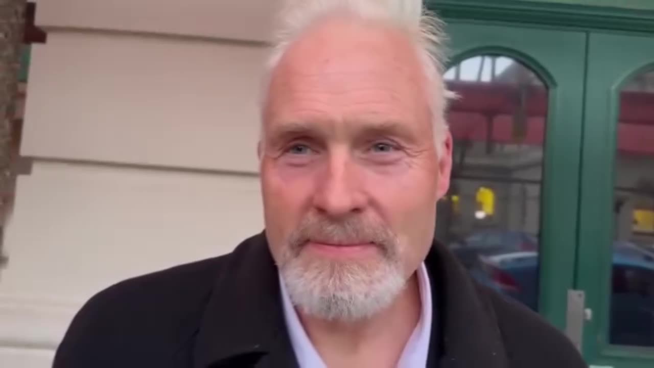 NZ Gov Persecution & Vaccine Cover-Up? Barry Case Exposed | MediaCorrect