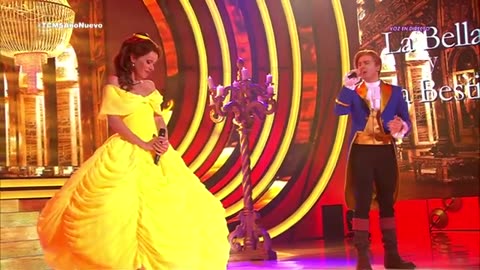 Beatriz Luengo y Blas Cant¿« imitan a La Bella y la Bestia