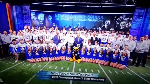 #SandyHook Newtown Highschool football team wins state title on Sandy Hook Anniversary