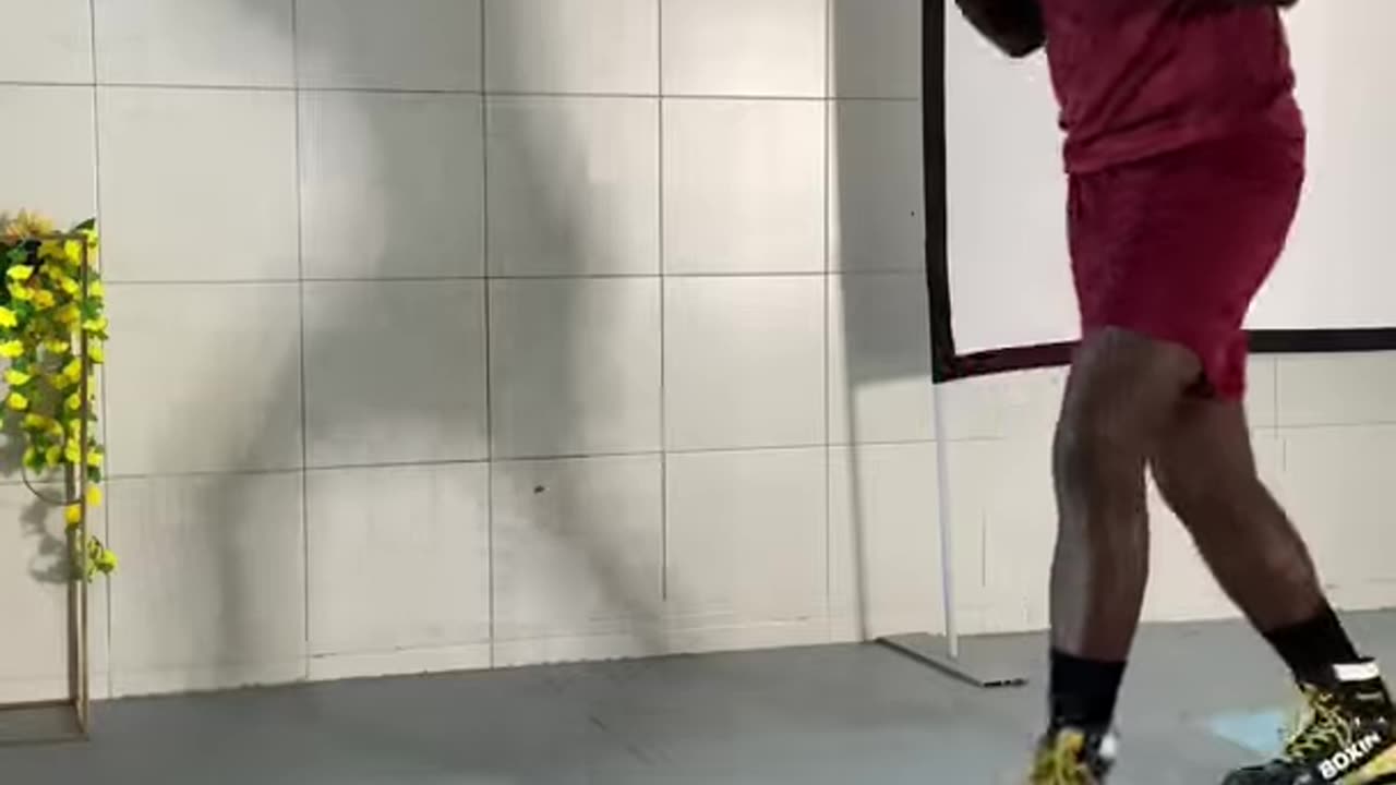 FOOTWORK ⚡️Master & Control The Fight Every Time 🥊