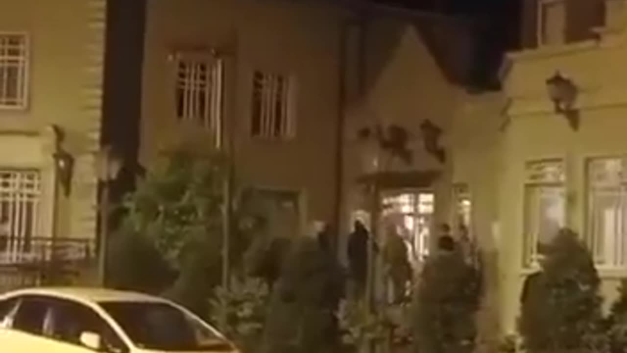 "New normal" scenes in "Modern Ireland".