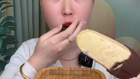 ASRM EATING TIME... #asmrvideo #foryourpage #eatingasmr #khabervideo #100kfollower