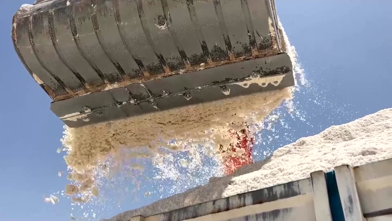 How Iraq's Basra turned an extreme climate into industrial gain