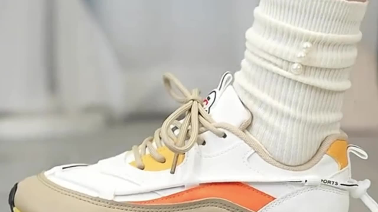 Women's Fashionable Lace-Up Sneakers