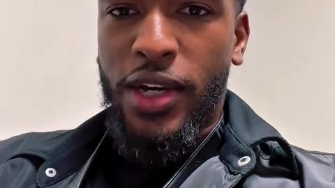 In Chicago, a black woman and her son were beaten up by kids!