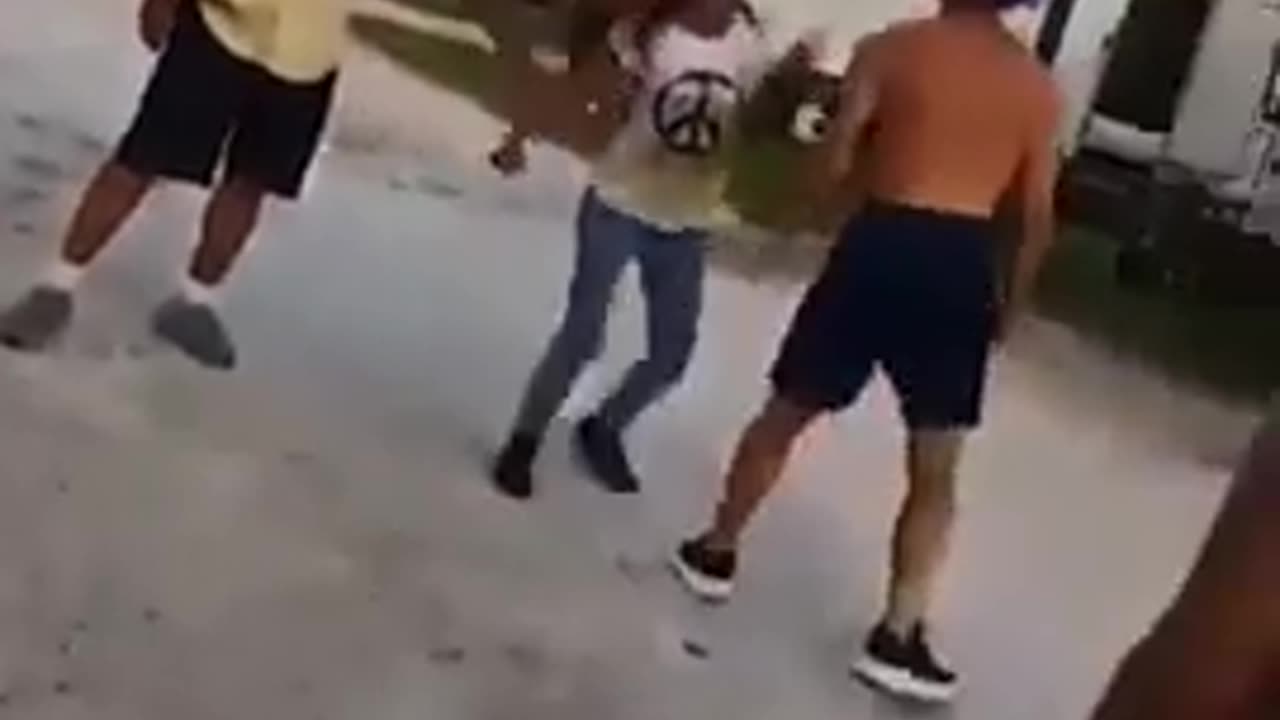 TRAILER PARK TRASH FIGHT