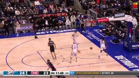 NBA - Isaiah Stewart with the rejection 🚫 Malik Beasley drills the 3 🎯