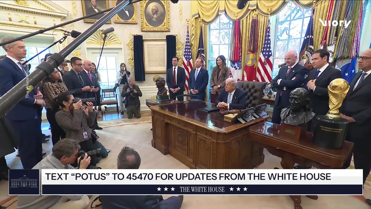 Trump does not rule out troops in Venezuela, declares readiness for talks with Maduro