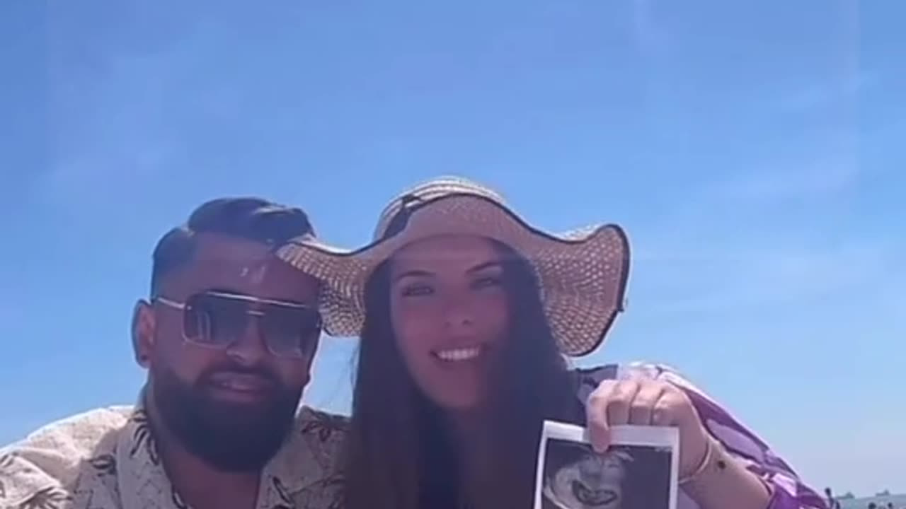 Çifti i “IT’S MY HOME” po bëhen prindër për herë të parë