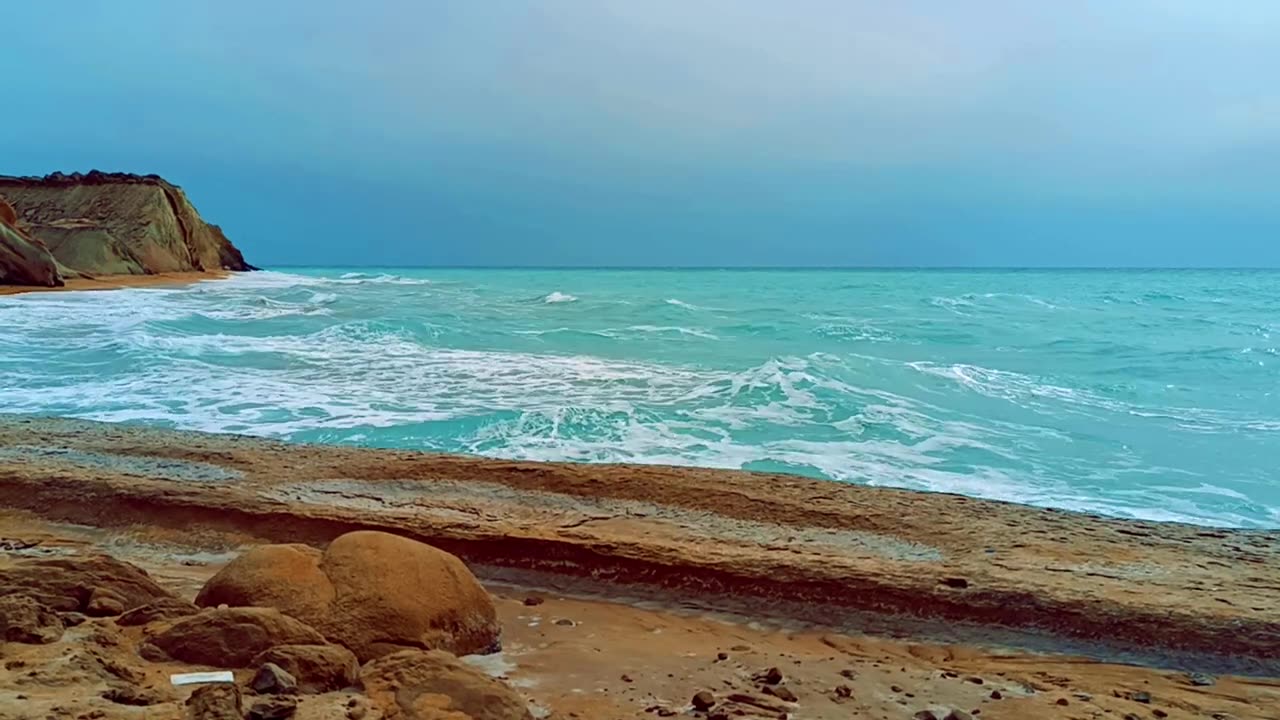 Powerful Ocean Waves & Relaxing Music for Deep Meditation 🎶✨