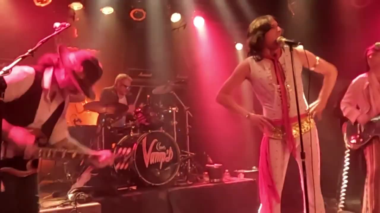 Sin City Stones live in Las Vegas: '(I Can't Get No) Satisfaction', a rock anthem near Vegas neon