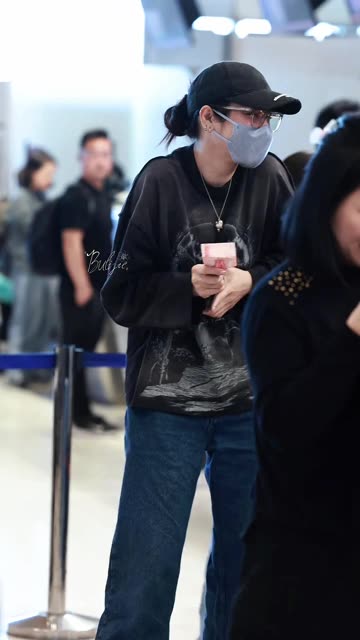 #BlankTheSeries #Faye #Yoko #FayeMalisorn #Entertainment #funny #comedy #viral #Shorts #Trend