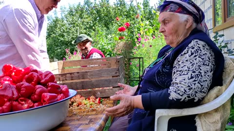 Nənə öz Bostanın Pomidorlardan Tomat Pastası Hazırladı, ASMR food