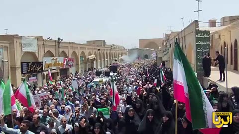 Massive protests fill the streets of Yazd, Iran