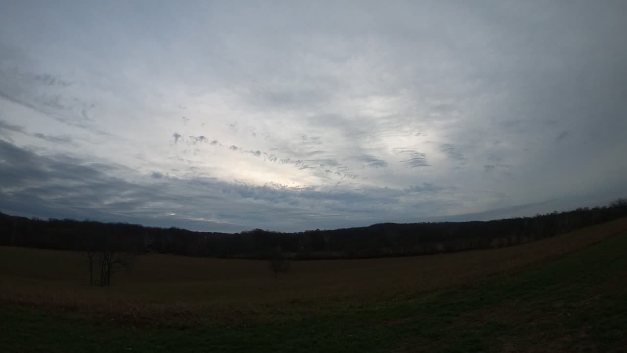 Sun ⛅ ☔ Rise 11 24 25 48f/9c