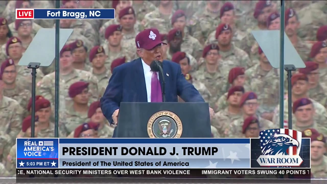 POTUS HONORS 100-YEAR-OLD WWII VETERAN