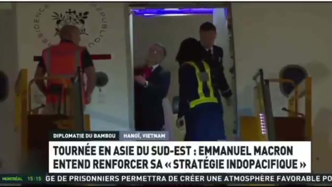 🚨 Controversial moment during Macron's Vietnam visit