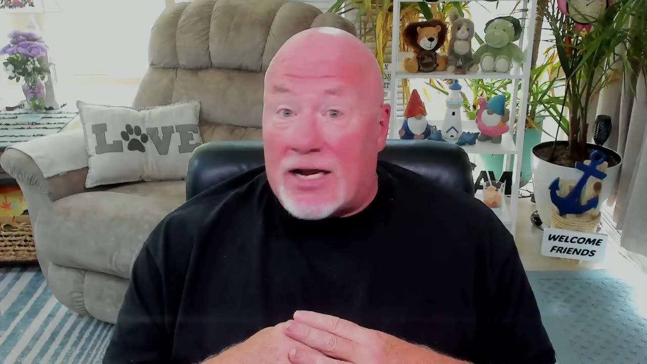 Tyreek Teaches Men Why Walking Away Is Smarter Than Walking Down the Aisle