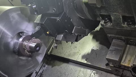 Turning Stainless Steel with a Butter Knife – Is It even Possible?