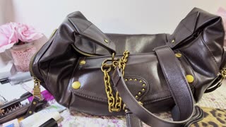 What’s in my Steve Madden Slouchy Cargo Bag & #MSBLUE Jewelry