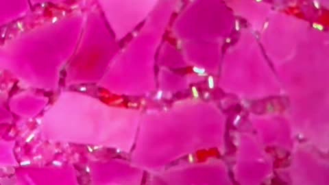 A pink heart 💗💔 shatters in silence. The pink wax circle 🕯️⭕