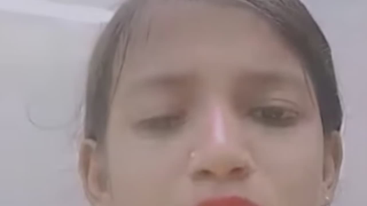 Gulabi Gulabi