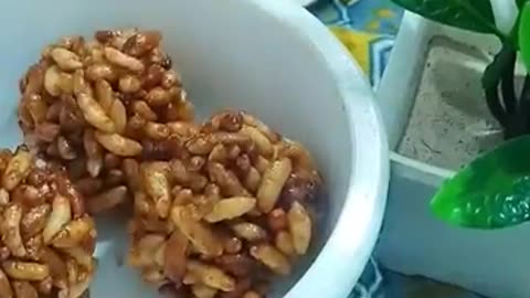 Murmuree ke ladoo