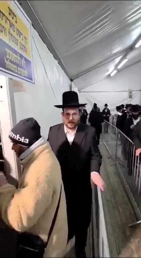 Poland | Thousands of Jews