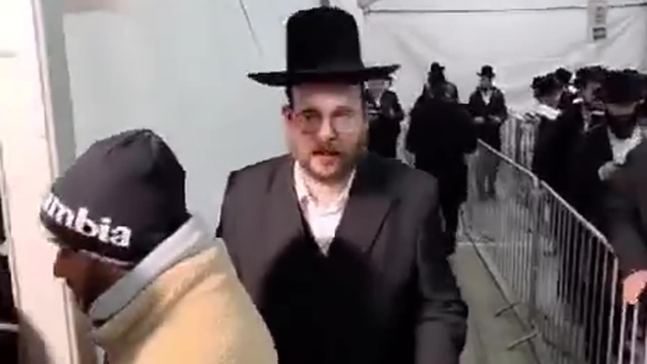 Poland | Thousands of Jews