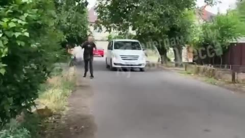 🏃‍♂️🚐 Ukraine Russia War | Man Evades Capture from TCC Van in Odesa | RCF