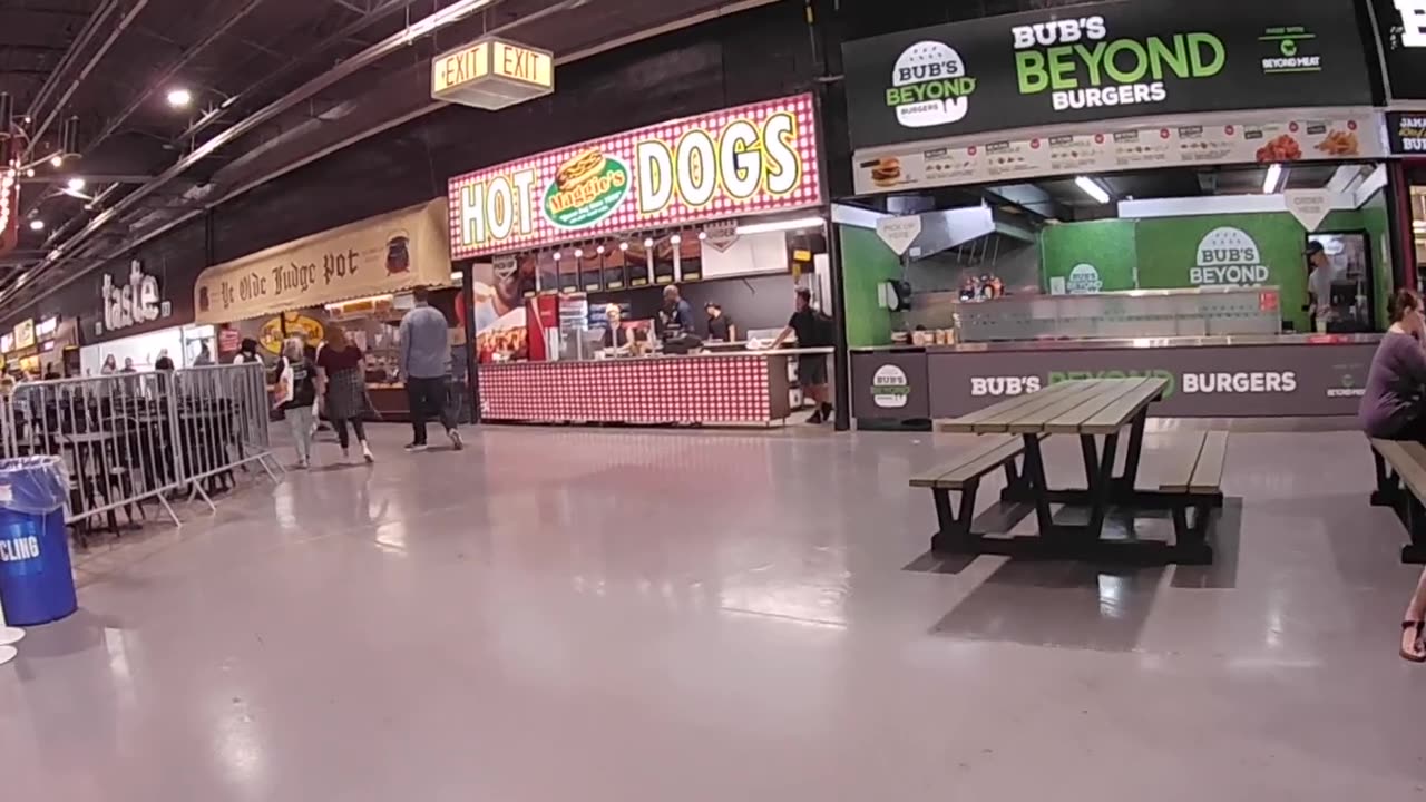 CNE 2025 - Walking the Food Building