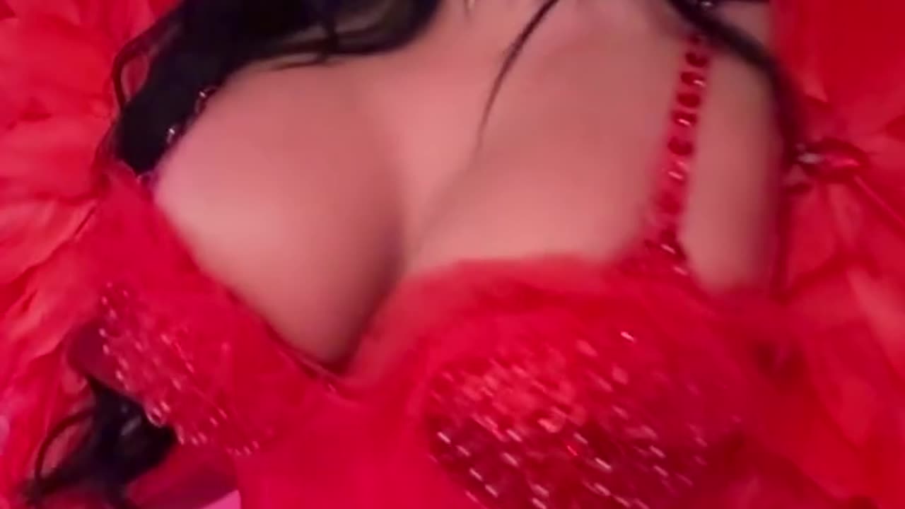 😈 Sexy Lil Devil 💯🔥