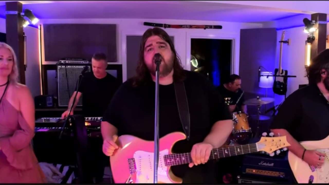 Sing it Live - Sledgehammer