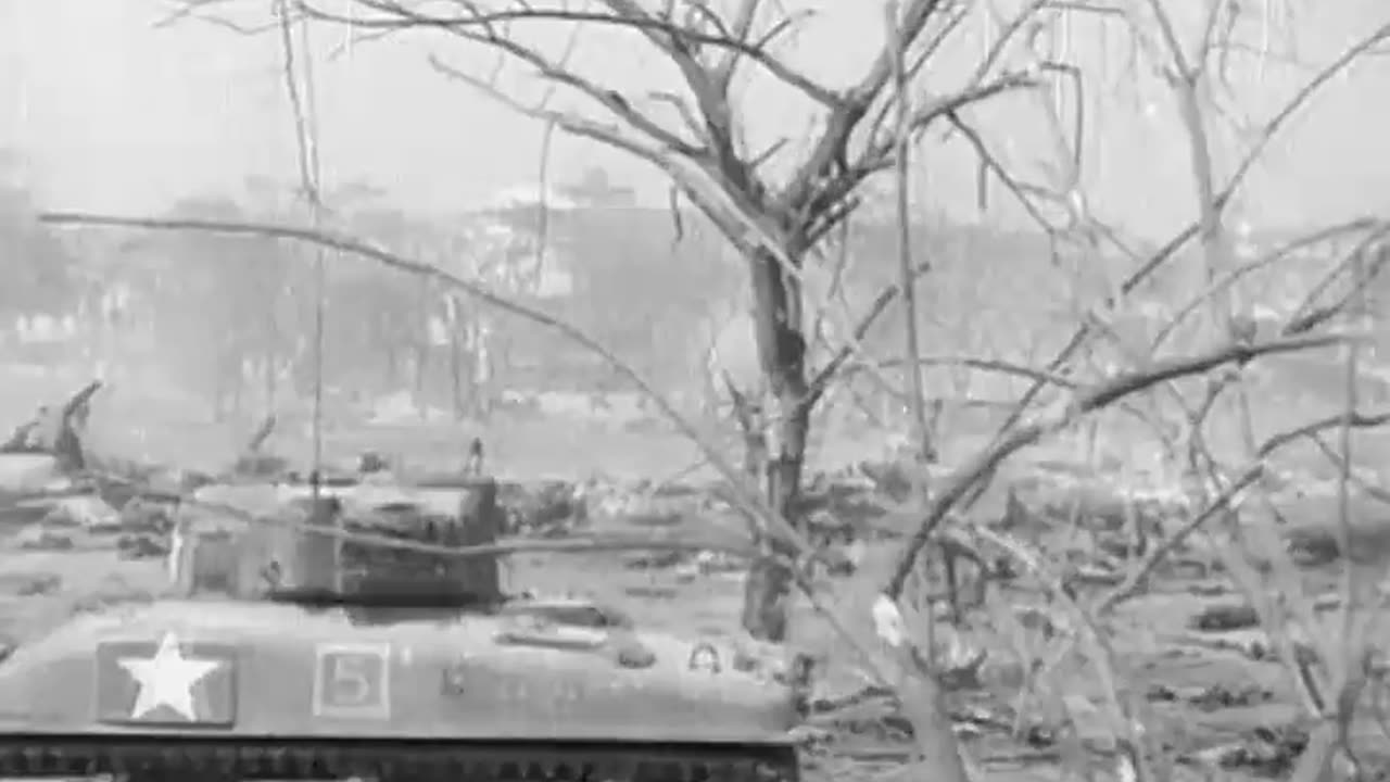 ACTION AROUND FILIP... - ACTION AROUND FILIPINO UNIVERSITY, PHILIPPINE ISLAND, MANILA - 111-adc-2176