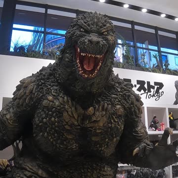 Godzilla Statue - Shinjuku City Store #shorts