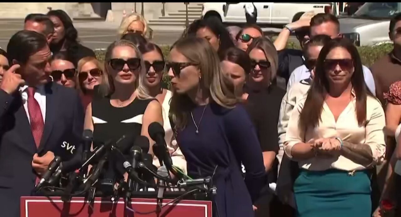 Epstein Victims Drop Bombshell Client Names to be Exposed Without Government!