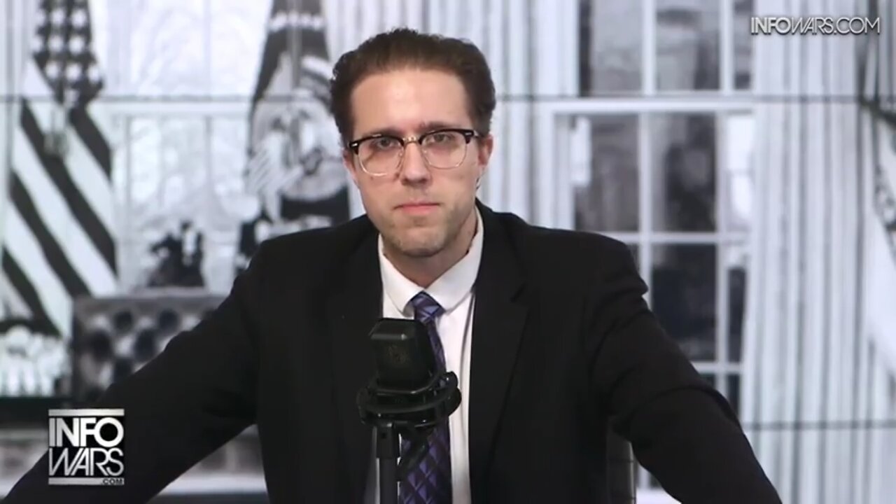 WAR ROOM (Full Show) Monday - 6/30/25