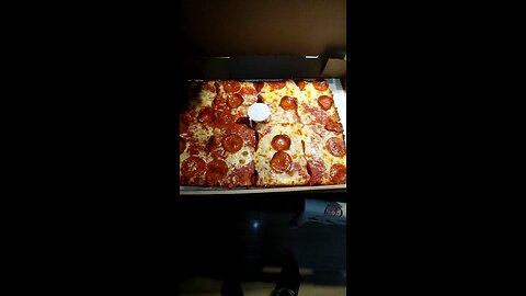 Meal, Jet's Pizza, Ford Rd, Dbn, MI, 6/4/25